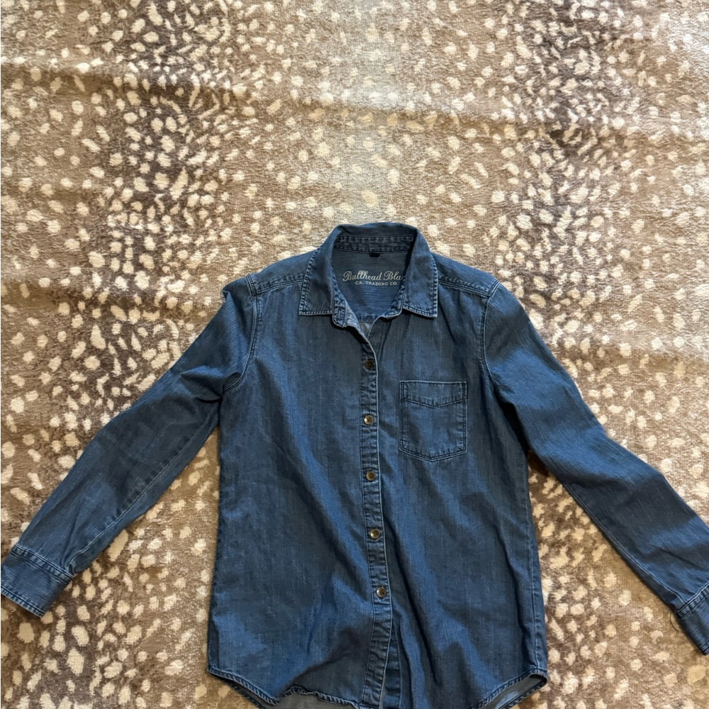 Medium Blue Women's Button-Down Shirt - M